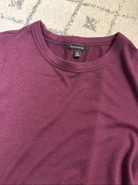 Banana Republic Plum Crewneck long sleeve Jersey